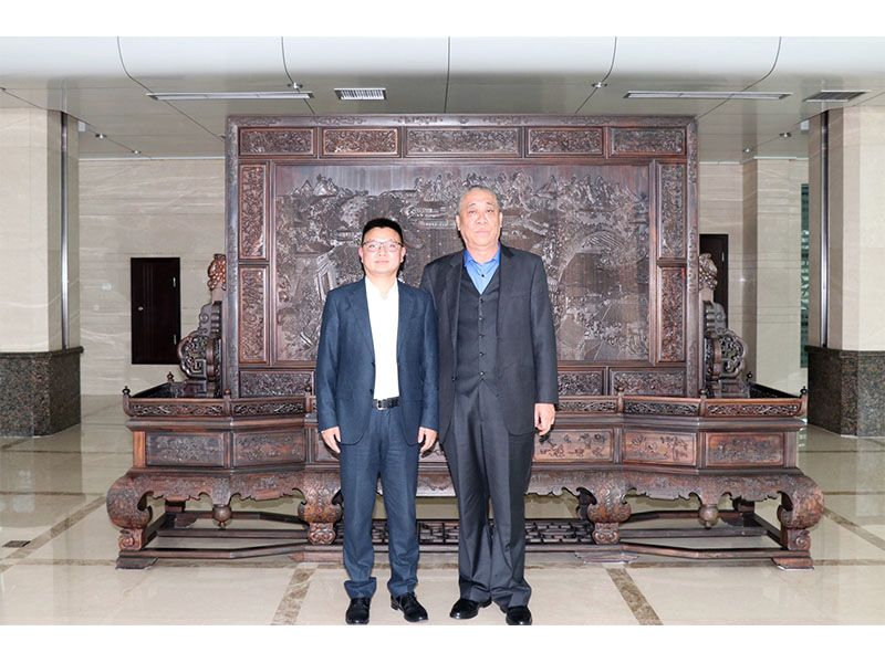 攜手共贏！河南礦山黨委書記崔培軍與德勝集團董事長周平進行洽談