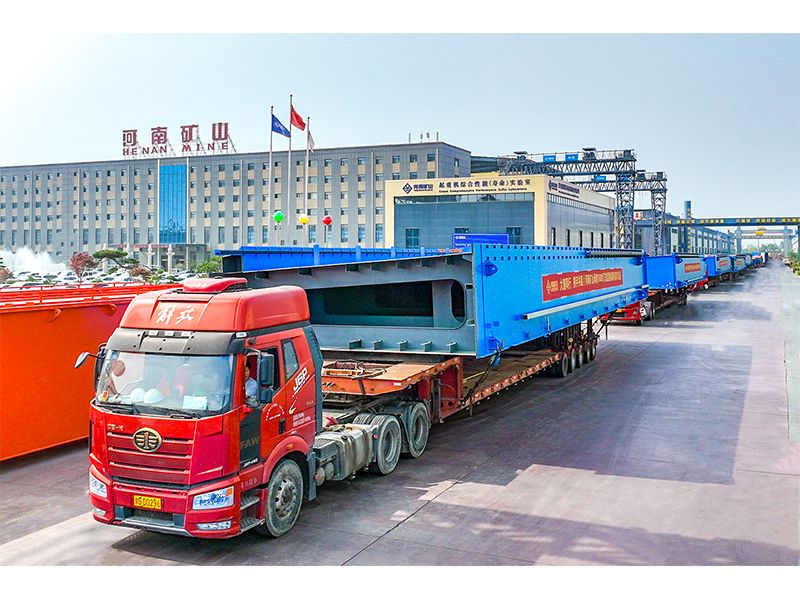 發(fā)車！1000t“鋼鐵巨獸”，助力長江中上游**大規(guī)模碼頭建設(shè)